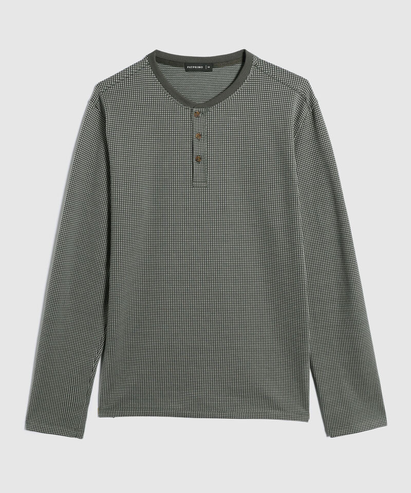 Camiseta Unicolor Manga Larga, Cuello Henley Con Botonadura, Jardin Grunge Linea Moda