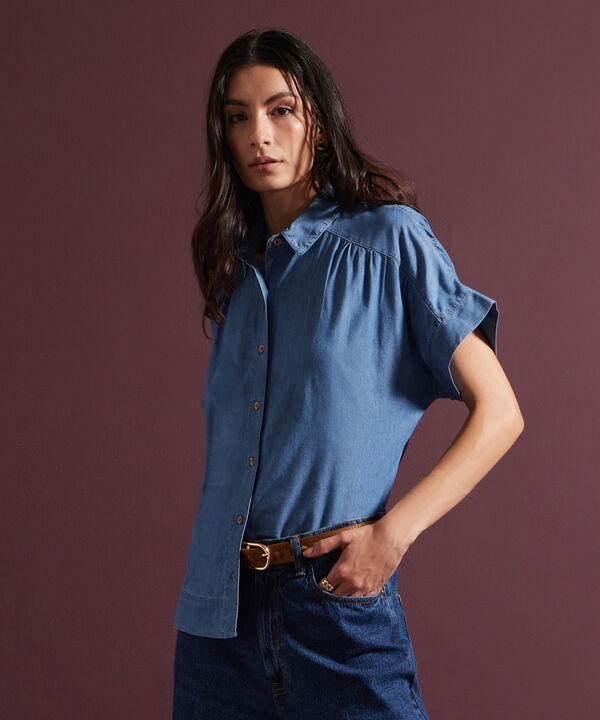 Camisa Cuello Camisero Tono Claro