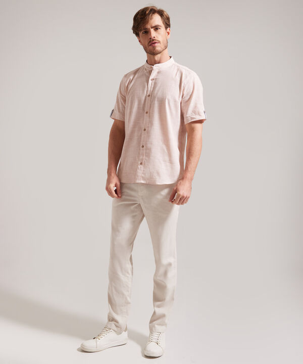 Pantalón Chino Con Bolsillo Posterior