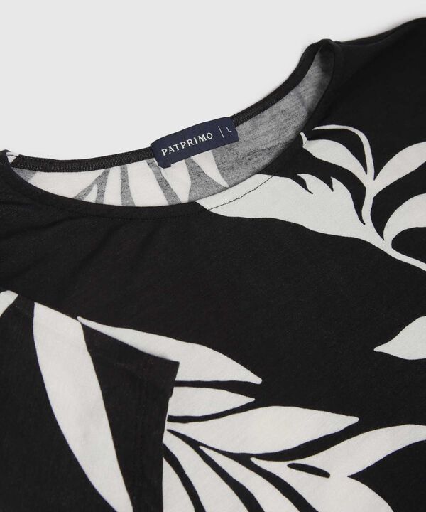 Camiseta Estampado De Hojas image number null