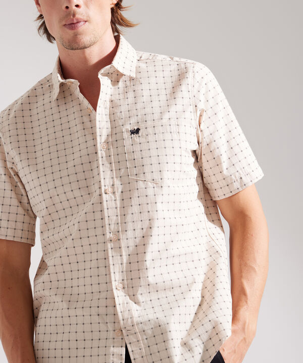 Camisa Estampada Manga Corta Con Bolsillo image number null