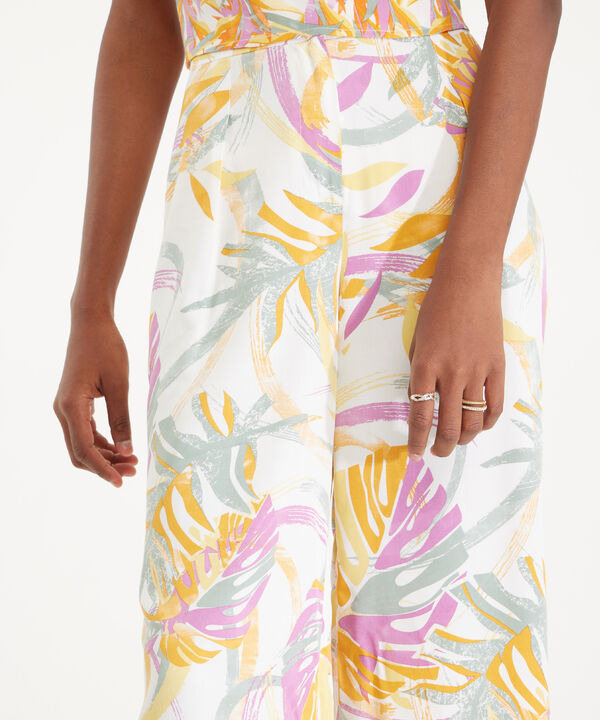 Pantalon Fluido Tipo Culotte Estampado image number null