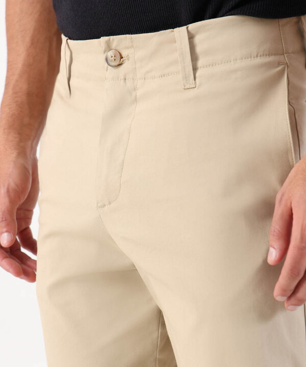 Pantal&oacute;n Chino Unicolor De Corte Casual