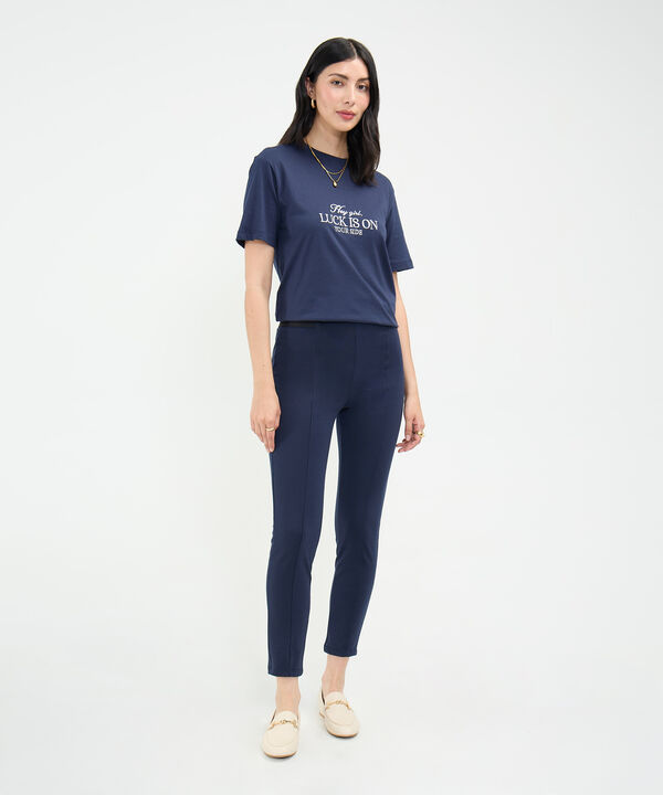 Camiseta con Bordado image number null