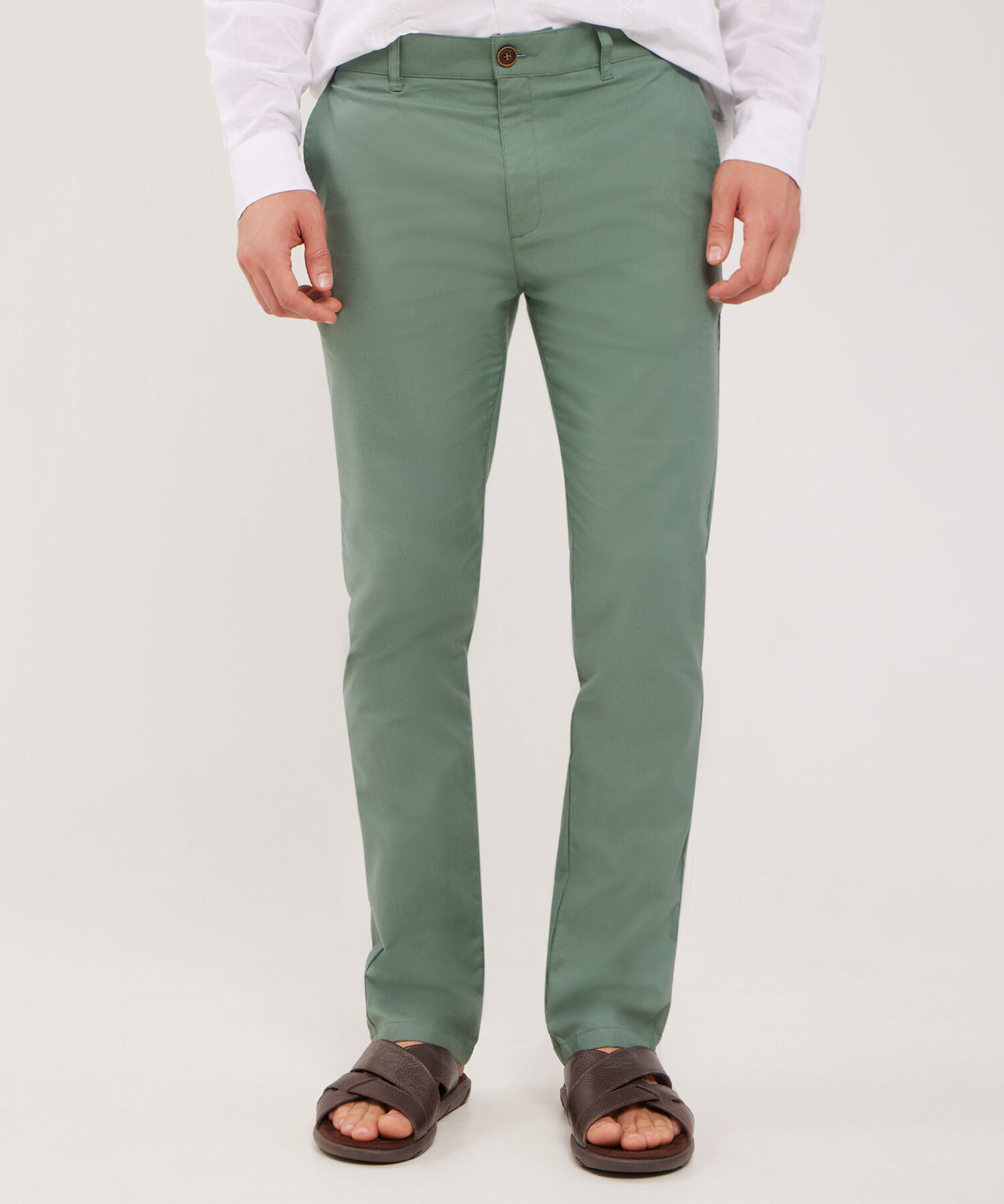 Pantalón Chino Sin Prenses, Bolsillos Diagonales y De Ribete
