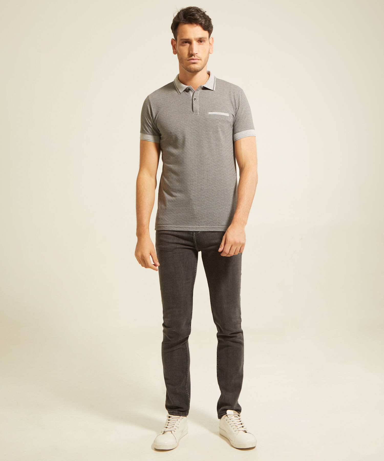 Jean Slim Tono Gris Oscuro