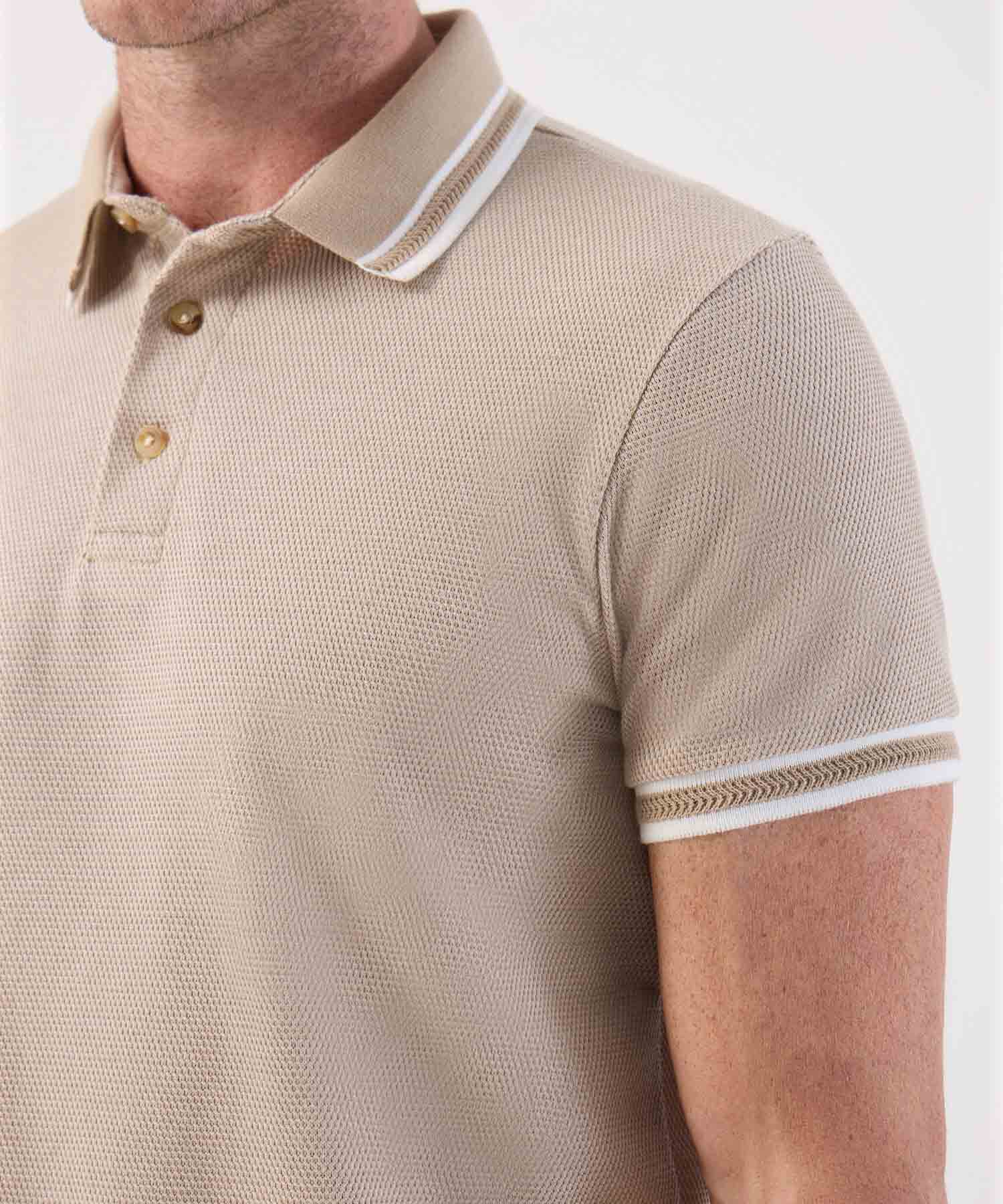 Polo Texturizado con Ribetes de Contraste Para Hombre