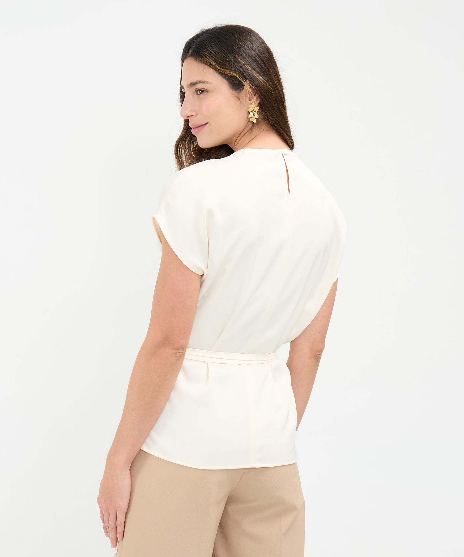 Blusa con Cinturón