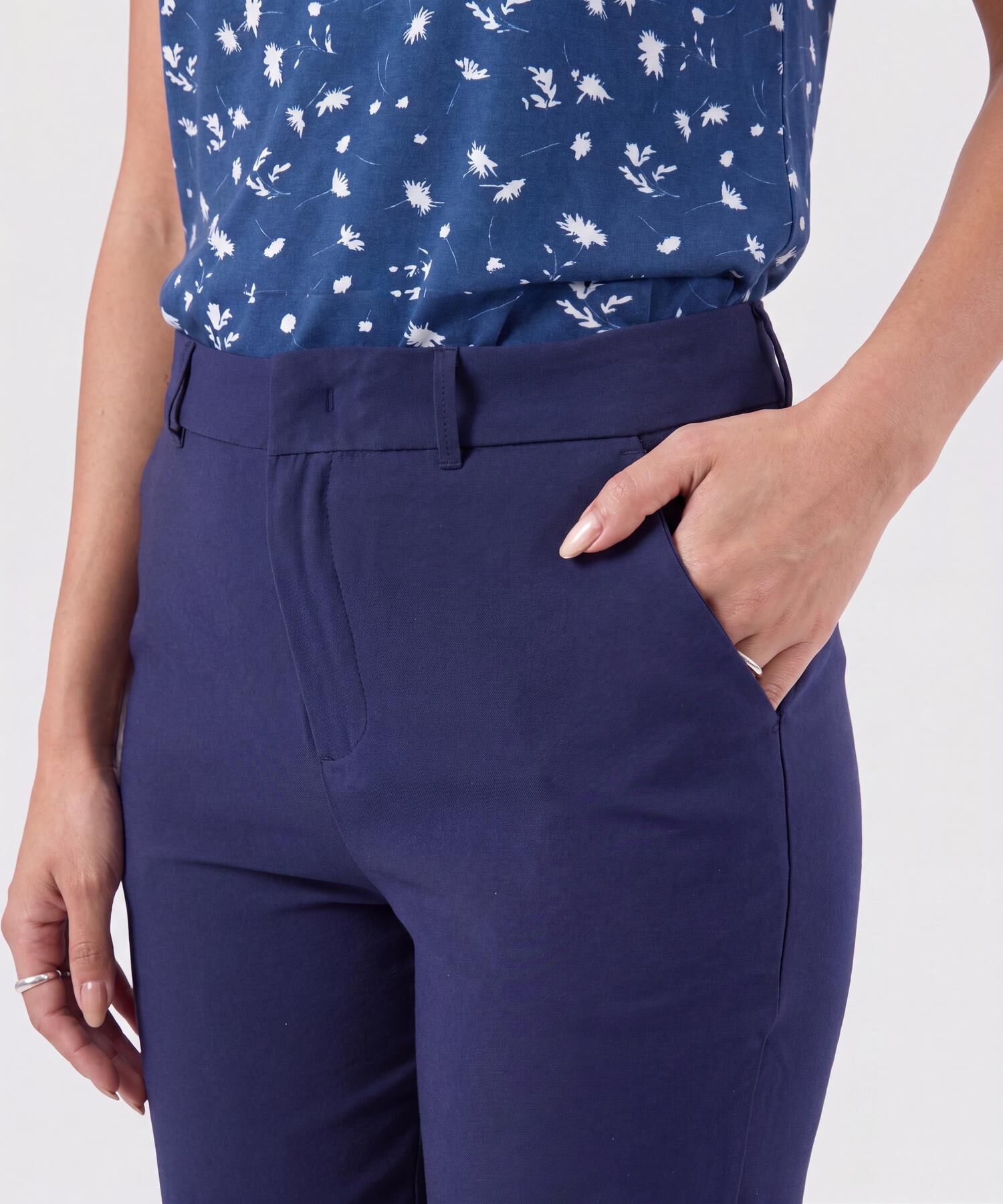 Pantal&oacute;n Recto De Tiro Alto Para Mujer