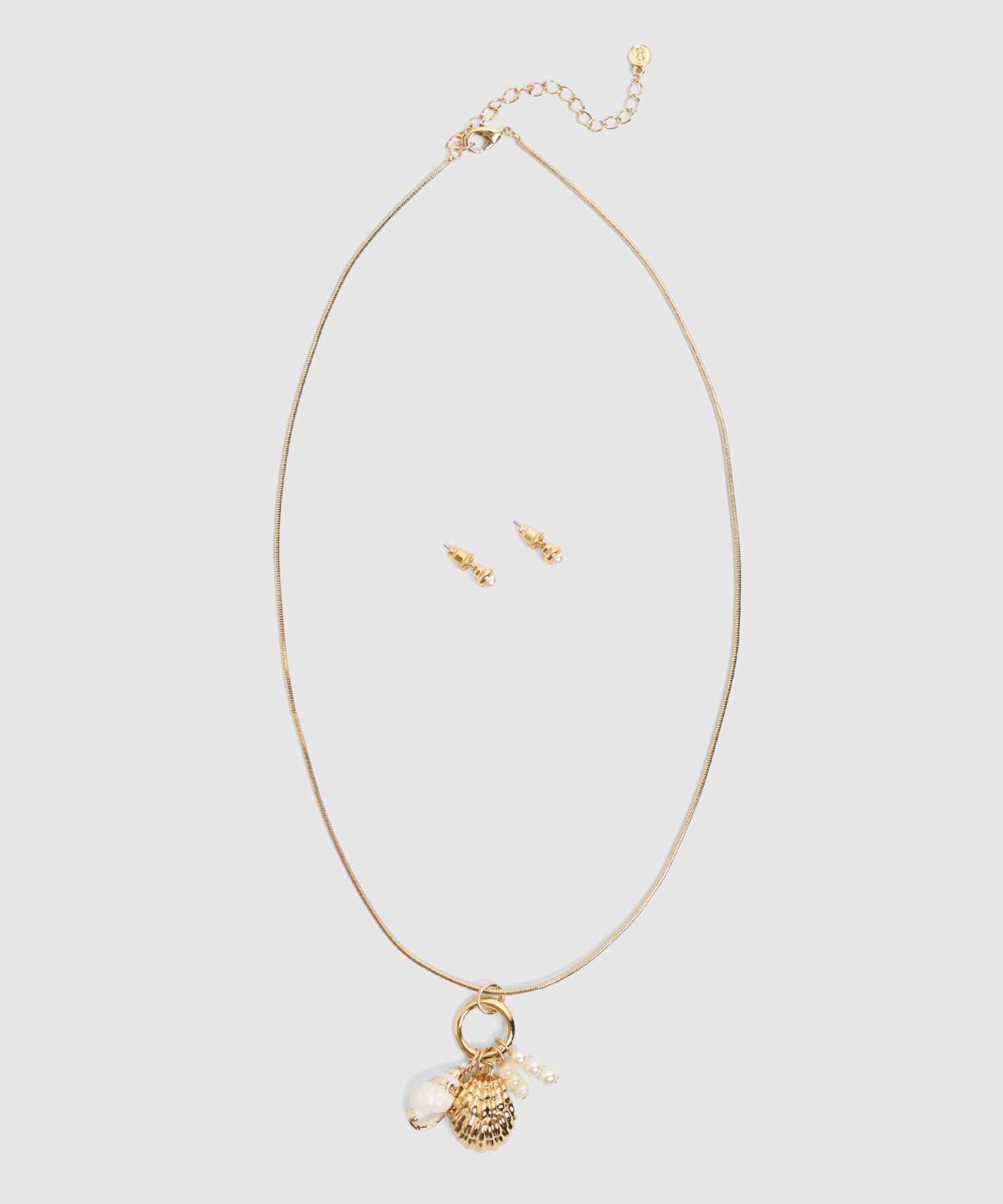 Set Collar y Aretes de Conchas Mujer