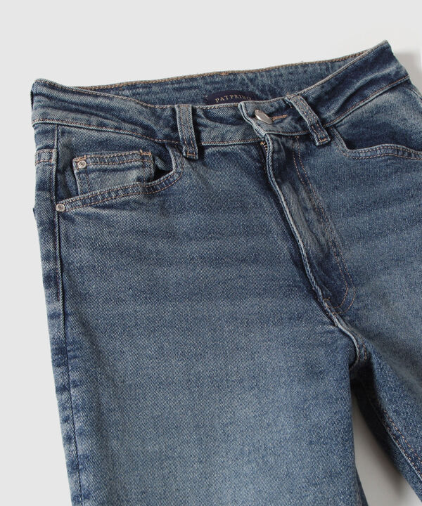 Jean Straight Crop Con Abertura image number null