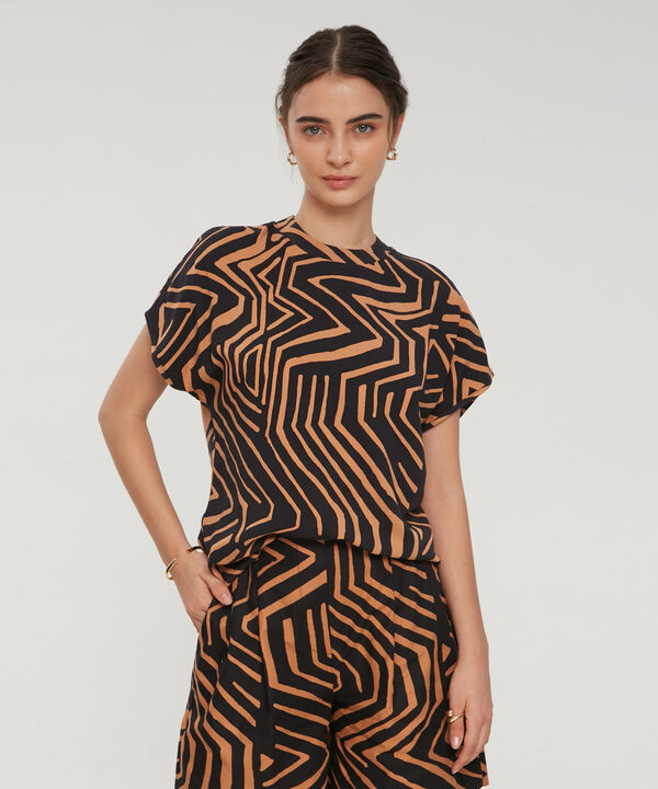Blusa Estampada, Manga Corta Rodada Cuello Halter Con Botones, Serena
