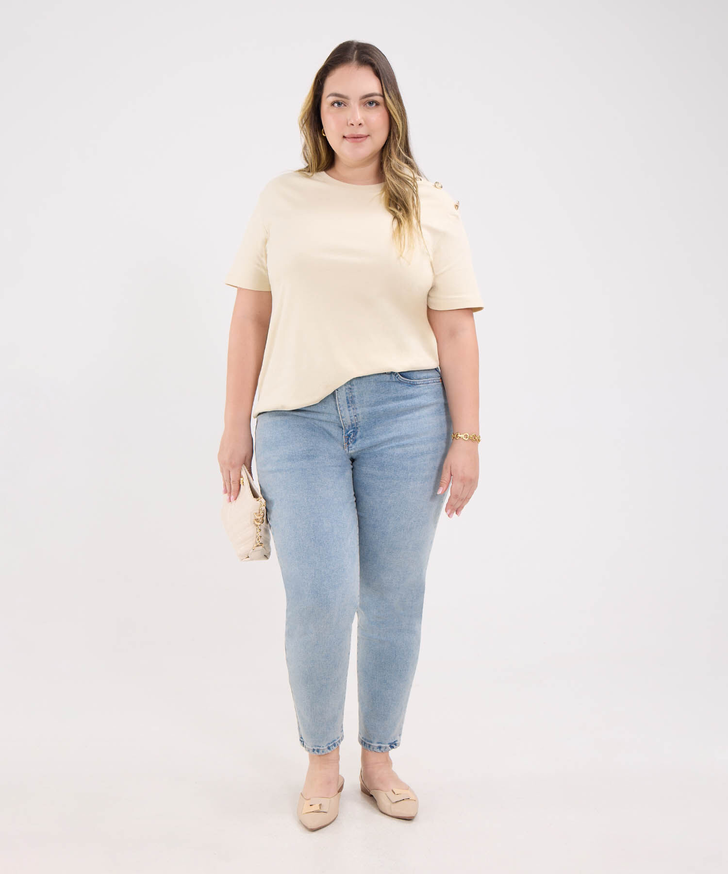 Camiseta con Botones Náuticos