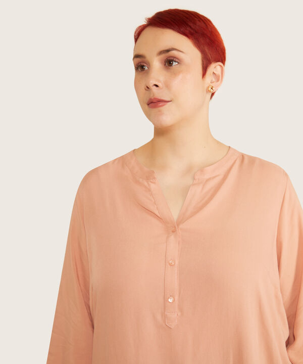 Blusa Manga 3/4  Con Pechera Corta Unicolor