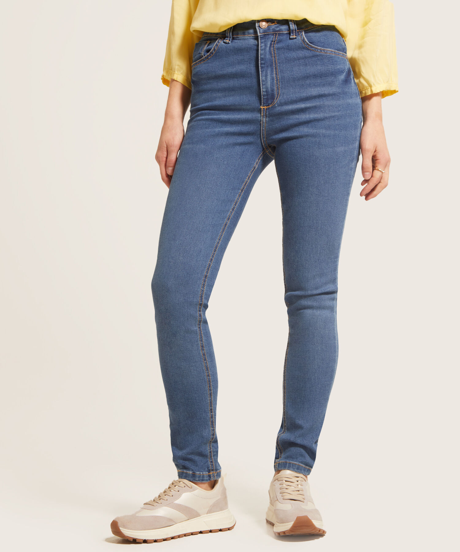 Jean Skinny Tiro Medio
