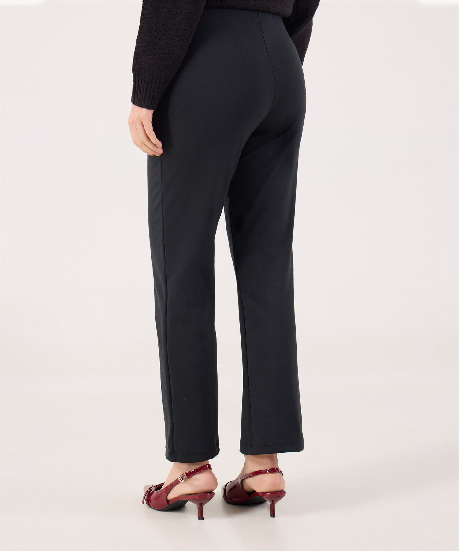 Leggins Unicolor Tiro Alto Con Broches Decorativos, Vena En Centro Frente Y Costado Superior, Tr&oacute;pico Floral