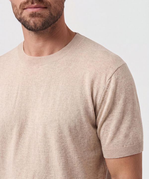 Camiseta Tejida Cuello Redondo Para Hombre