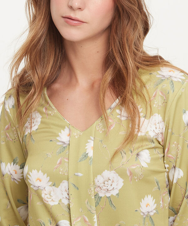 Camiseta Manga 3/4 Estampada Con Escote V Y Prense En Frente, Trópico Floral