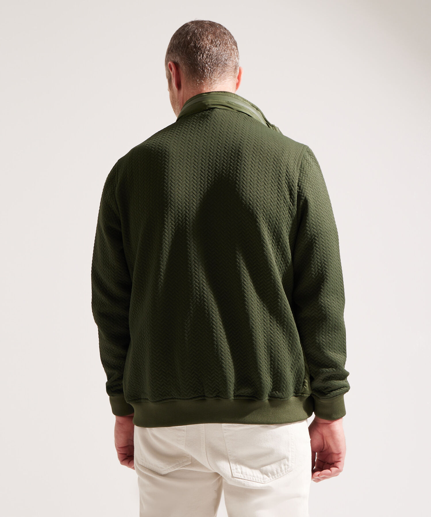 Chaqueta Ligera con Bolsillos