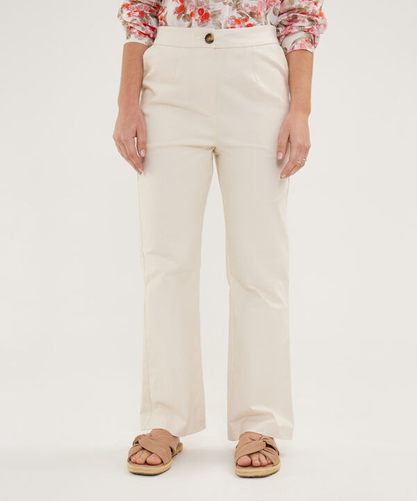 Pantalon Chino Unicolor Al Tobillo image number null