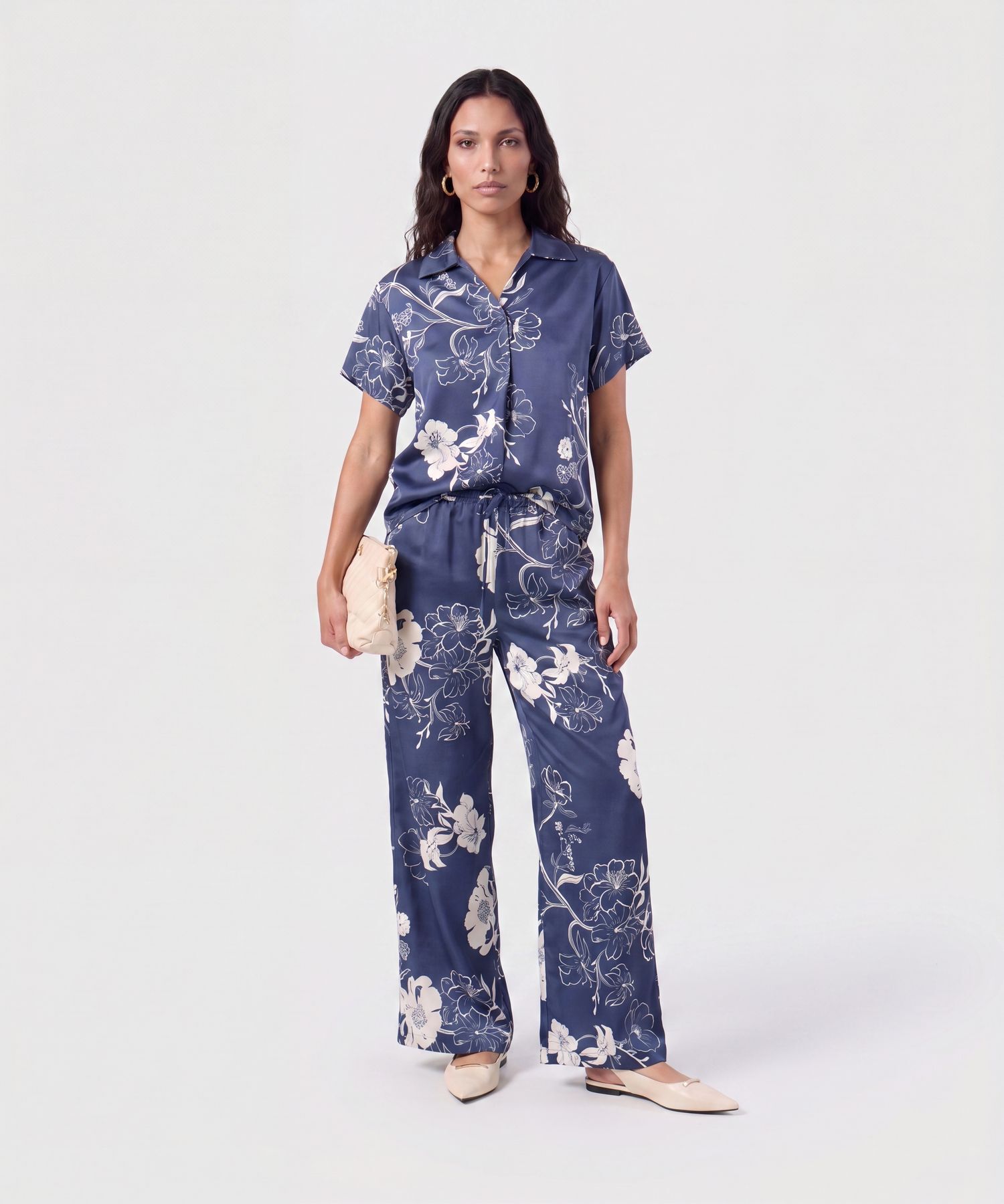 Pantal&oacute;n Fluido Con Cord&oacute;n Ajustable De Mujer