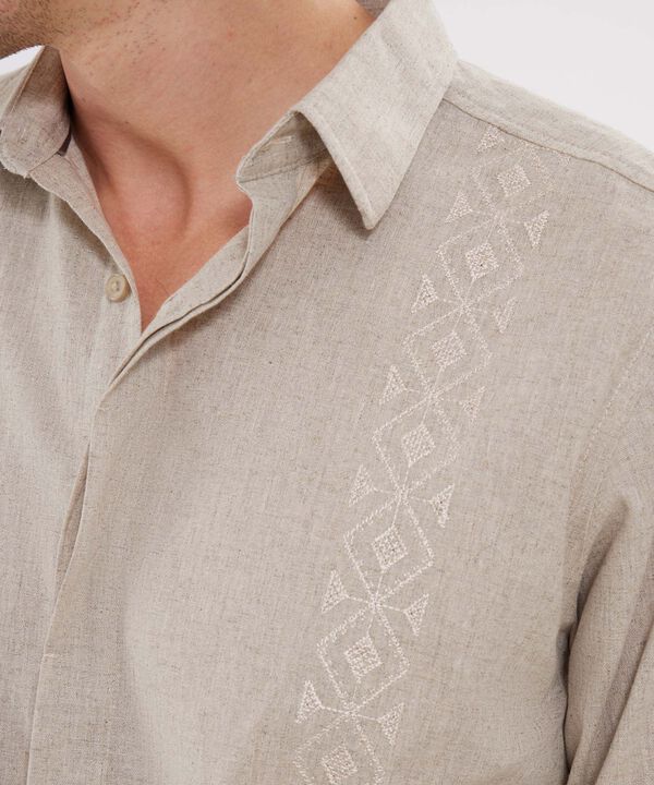 Camisa Guayabera Manga Larga Sin Bolsillo