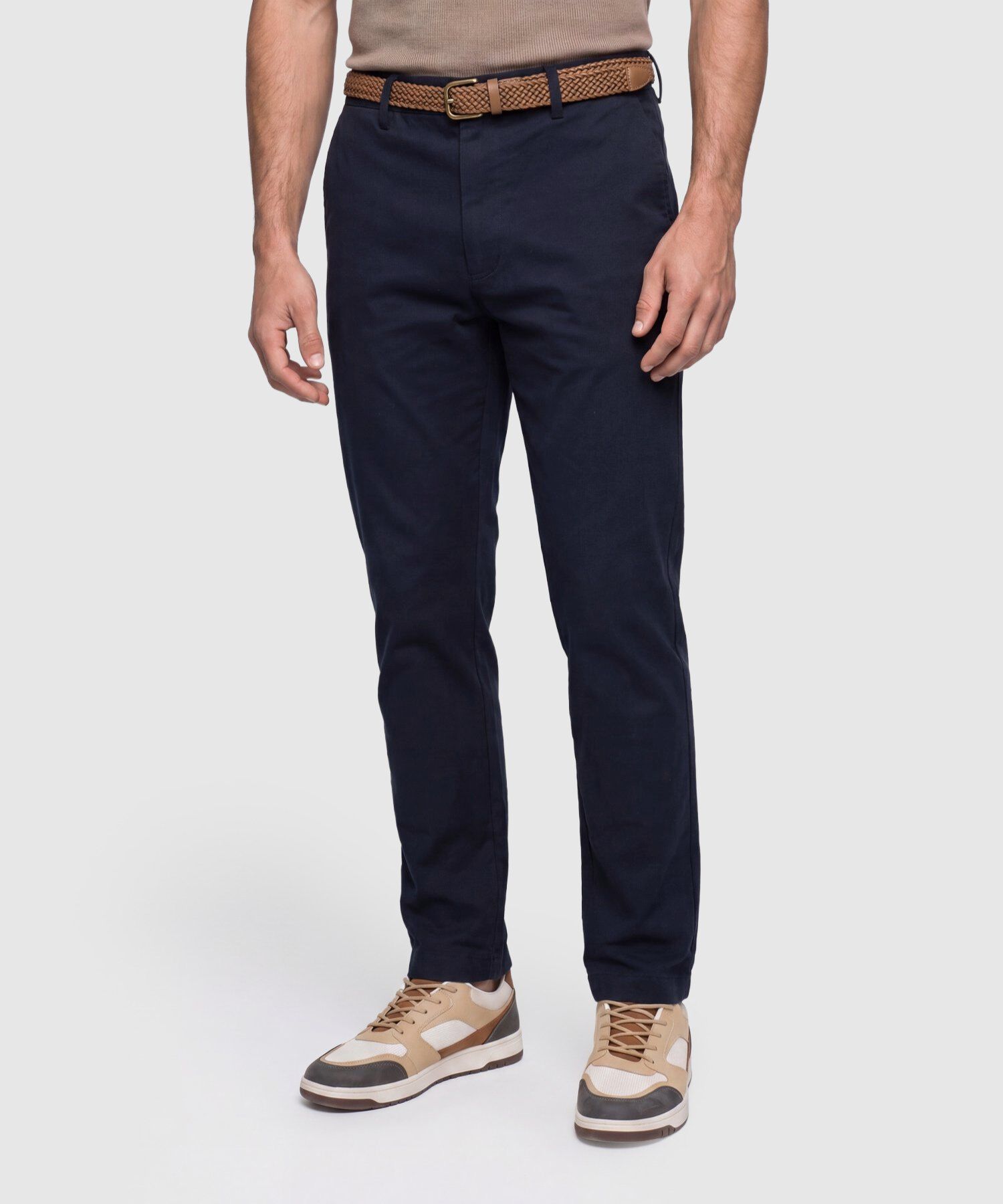 PANTAL&Oacute;N SLIM CON CINTURON