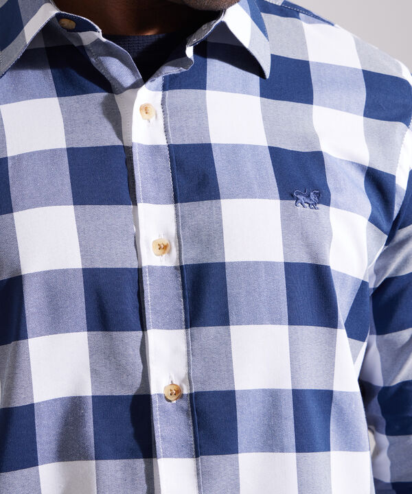Camisa Manga Larga Preteñida Cuello Casual Corto Regular
