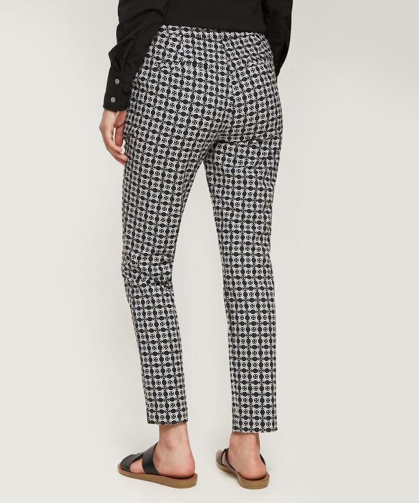 Pantalón Clásico Estampado