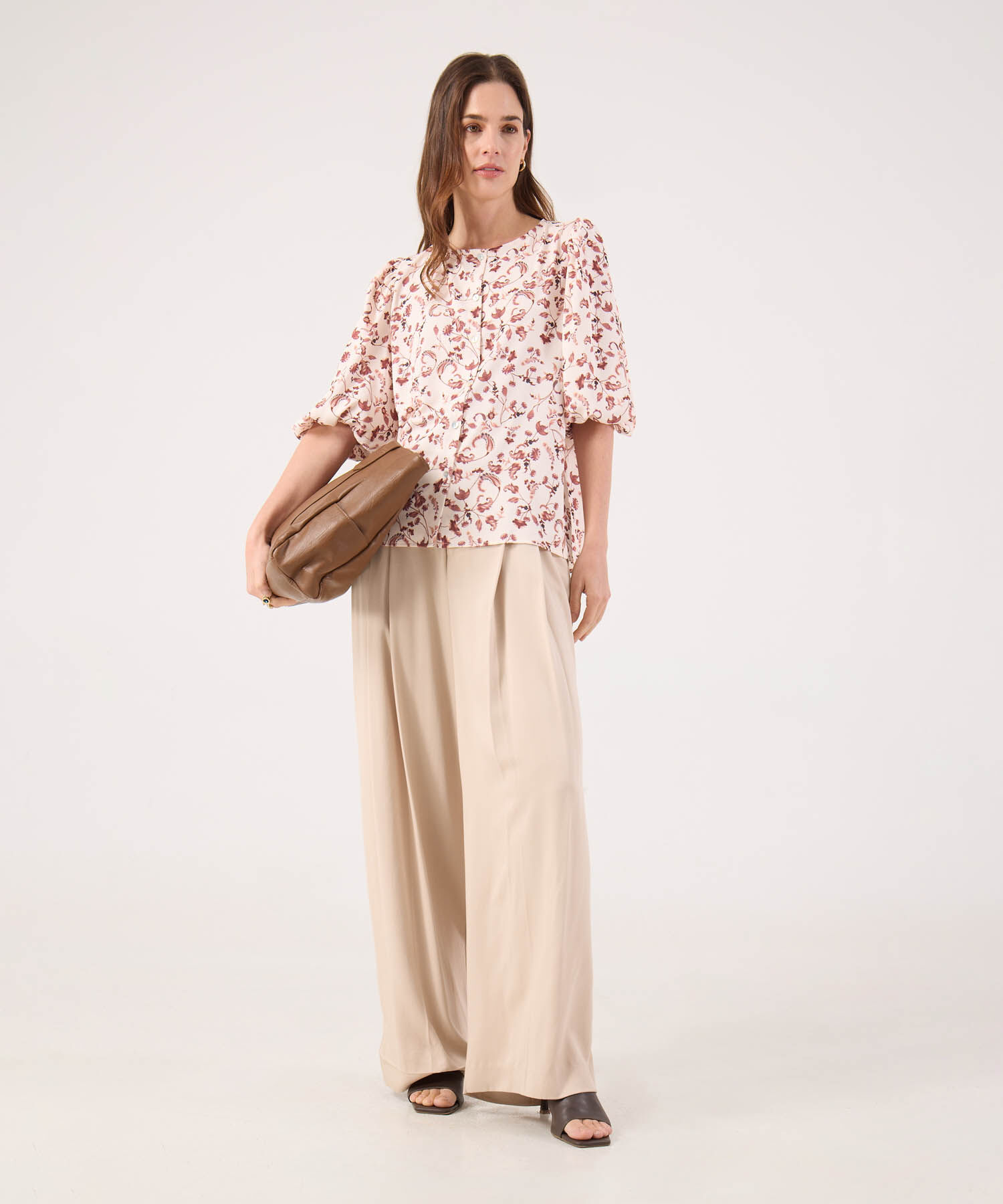 Blusa Con Estampado Y Botonadura 