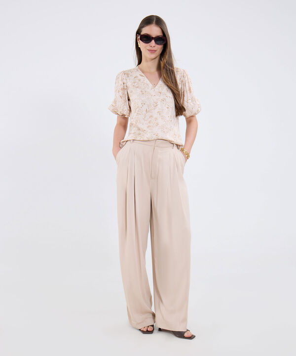 Blusa Estampada Cuello V image number null