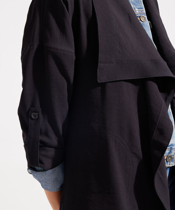 Chaqueta Ligera con Solapas image number null