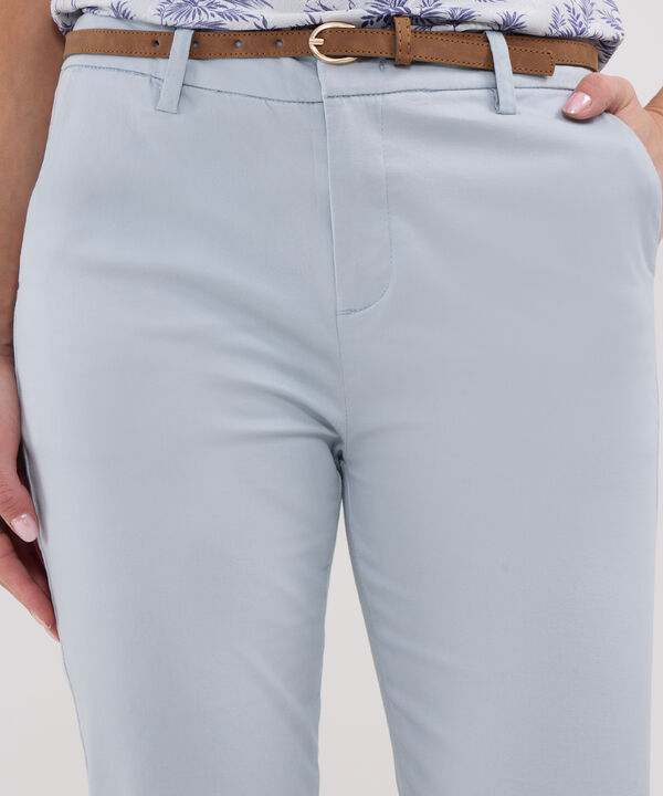 Pantalon Unicolor Chino Con Cinturon image number null