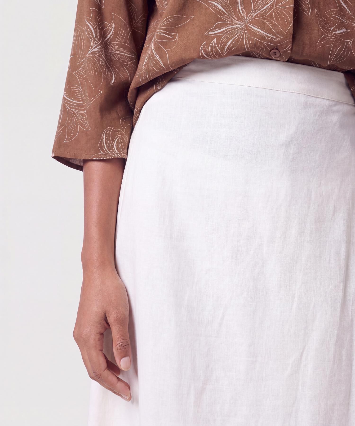 Falda Midi B&aacute;sica A-Line Mujer