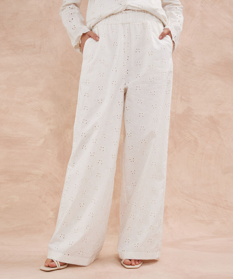 Pantalón Jogger Unicolor En Ojalillo