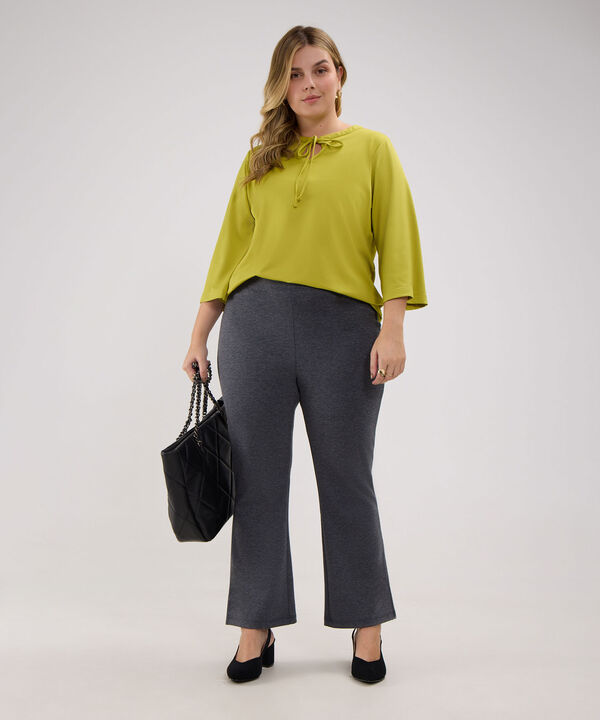 Leggins Unicolor,,Bota Recta Con Abertura En Costados image number null