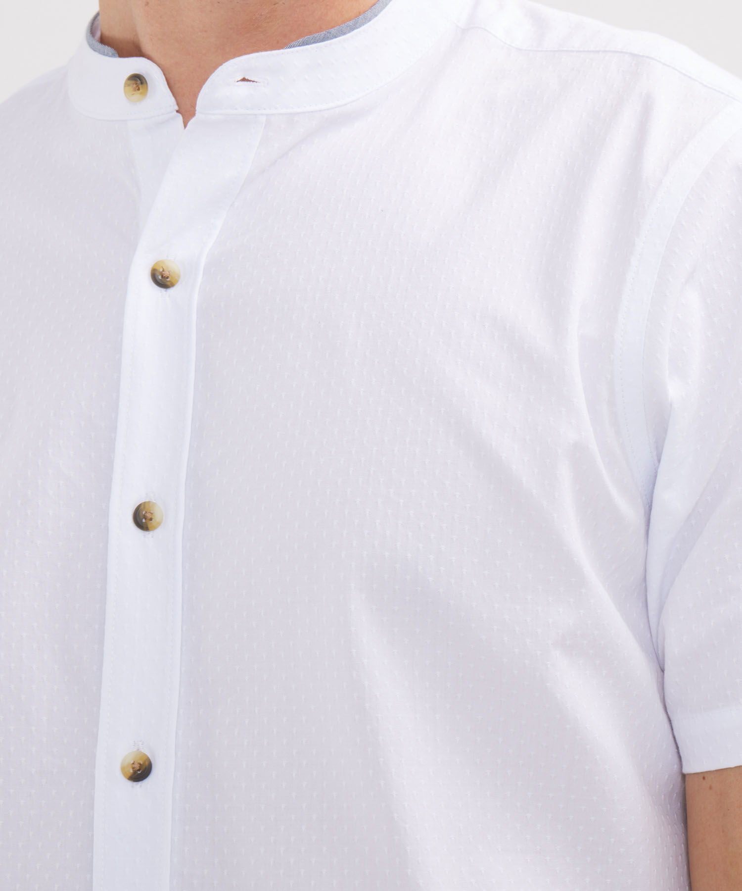 Camisa Manga Corta Cuello Neru