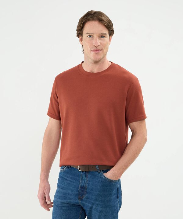 Camiseta Boxy Unicolor Cuello Redondo image number null