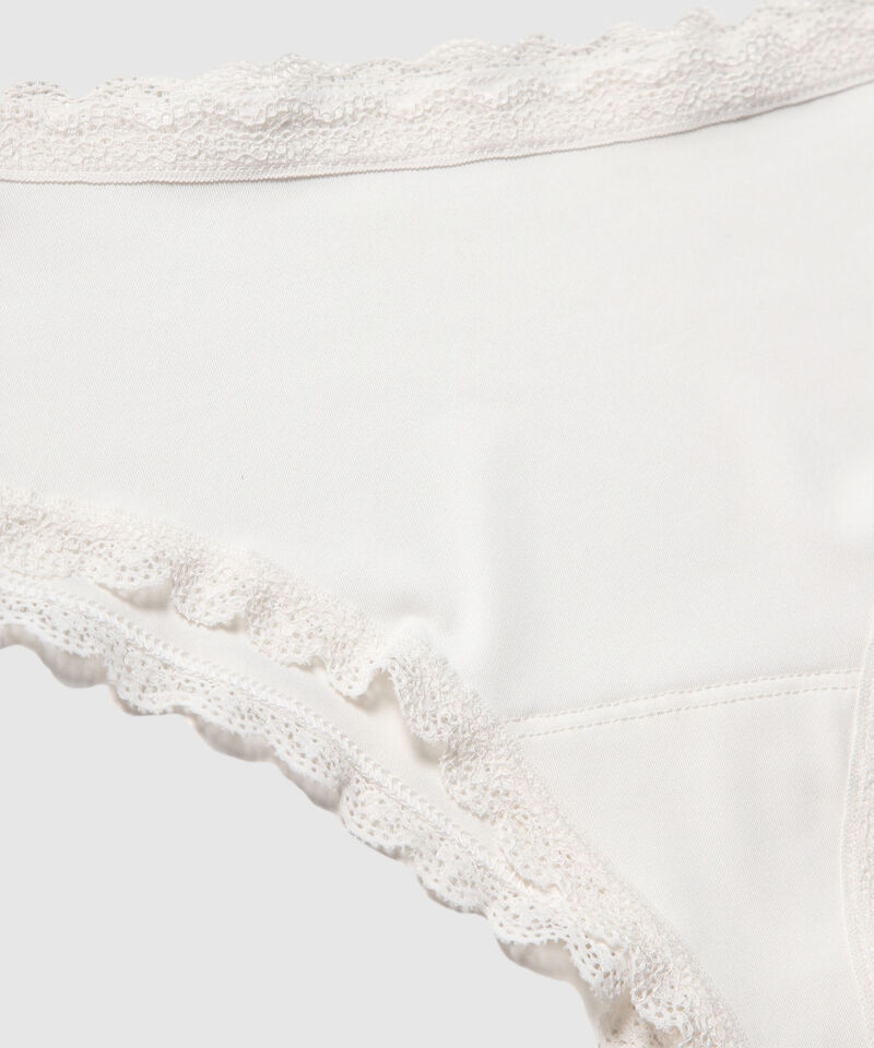 Panty Hipster Con Encaje En Cintura Y Piernas