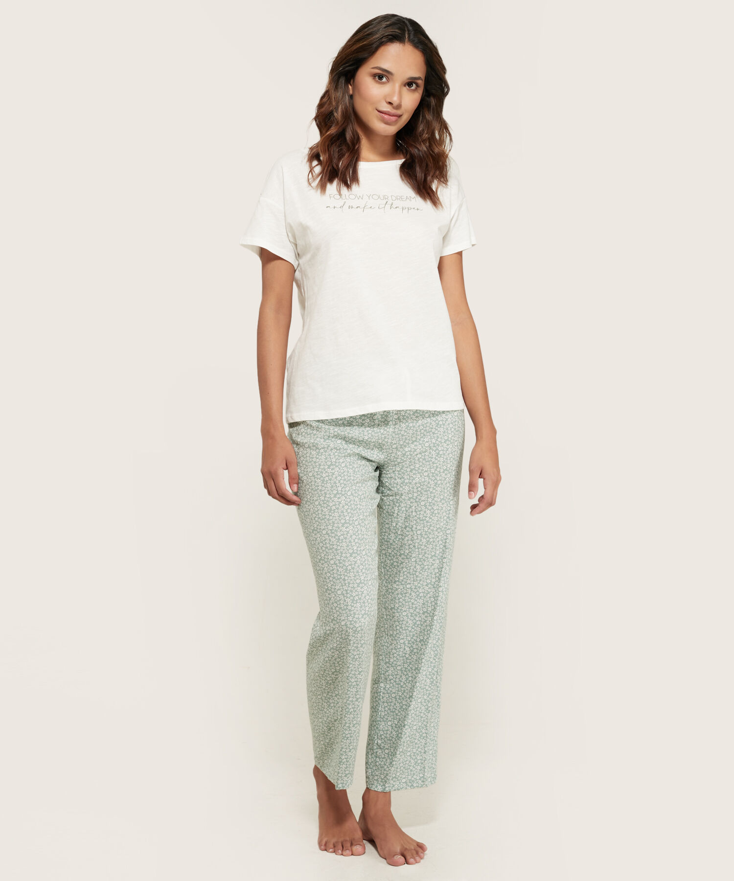 Pijama Corto Largo. Camiseta Manga Corta Doble Funcion Y Pantalon Largo Estampado Compra Online PATPRIMO