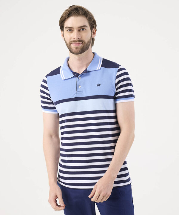 Polo Con Diseño De Bloques Y Franjas 
