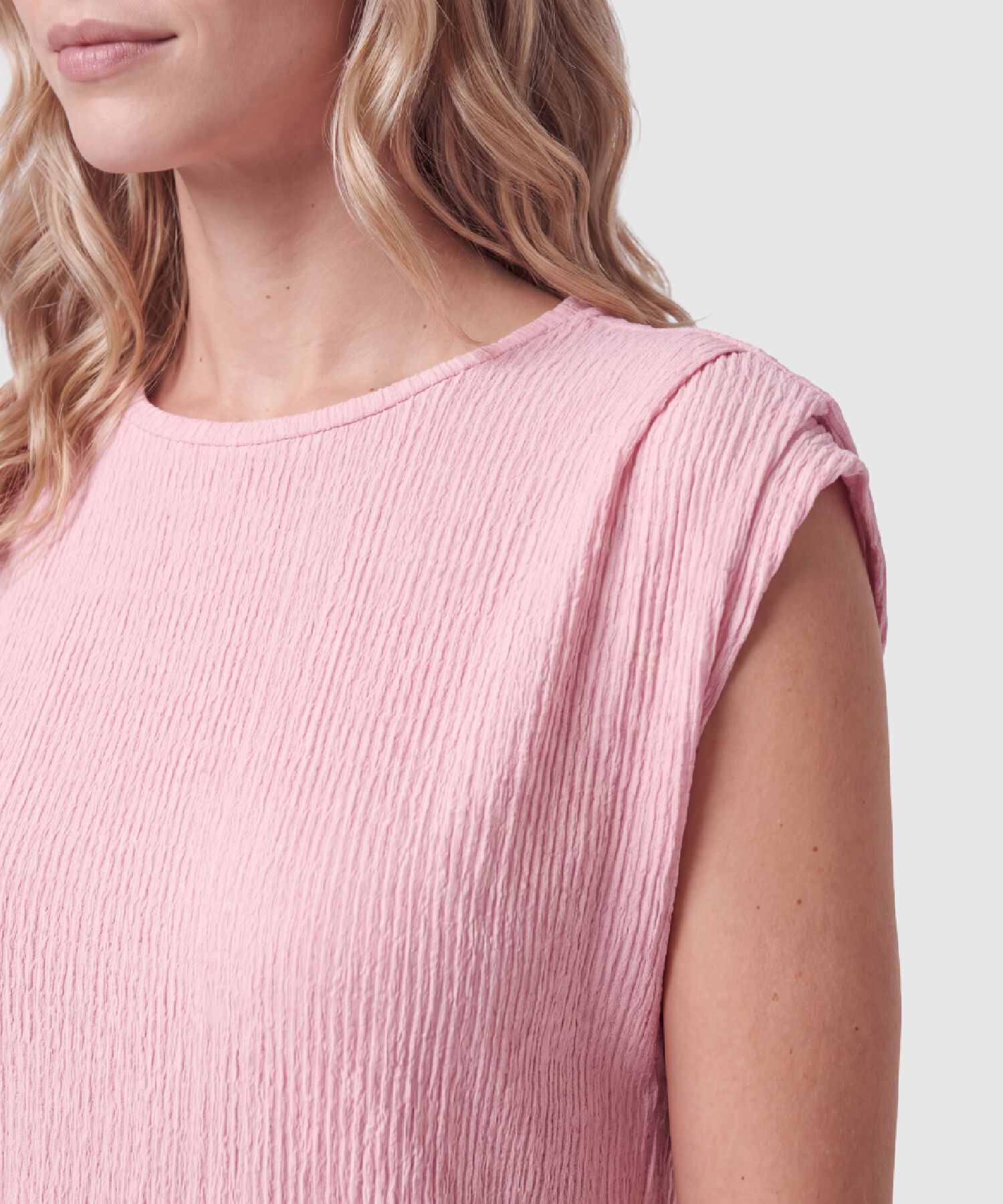 Camiseta Texturizada Sin Mangas Para Mujer
