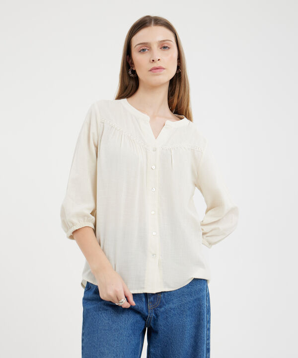 Blusa Unicolor Manga 3/4, Escote V Con Cuello Nerú, Recogido Con Detalle Encaje