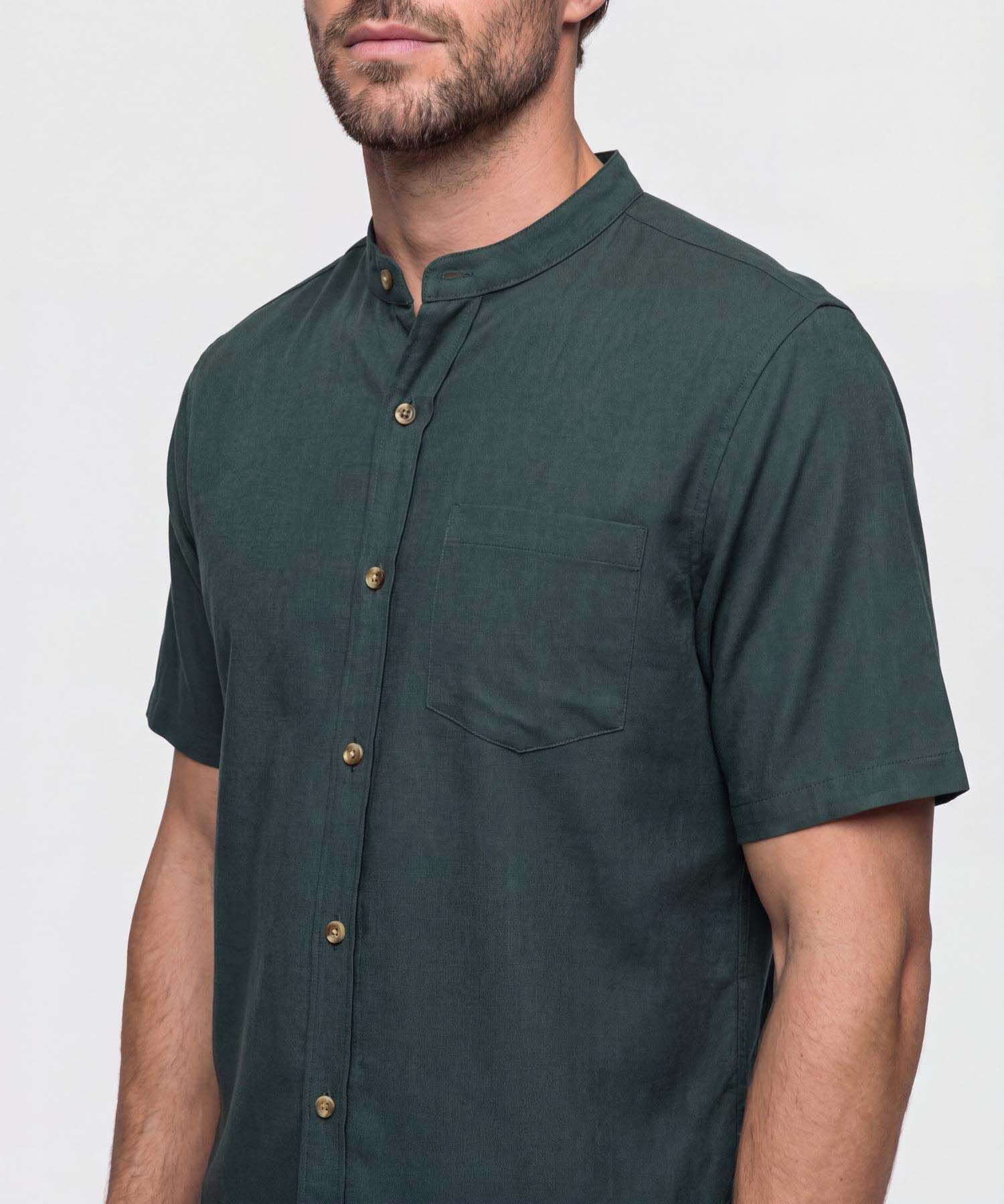 Camisa Cuello Neru Manga Corta Hombre