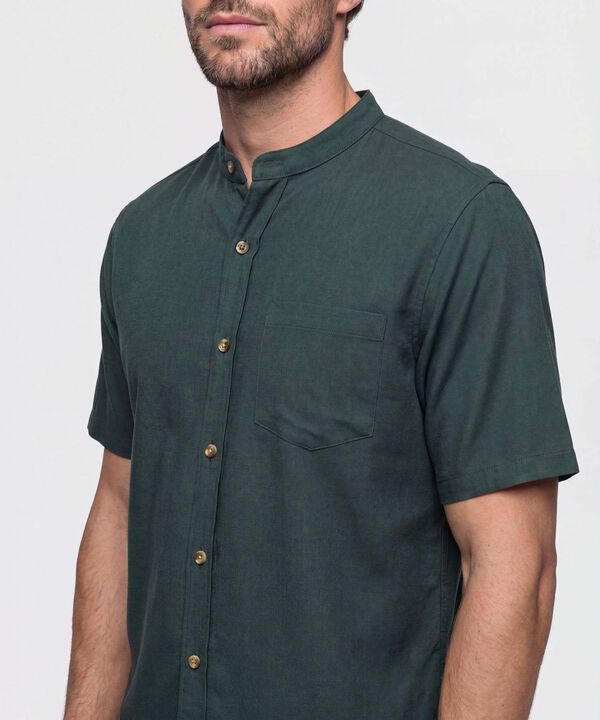 Camisa Cuello Neru Manga Corta Hombre