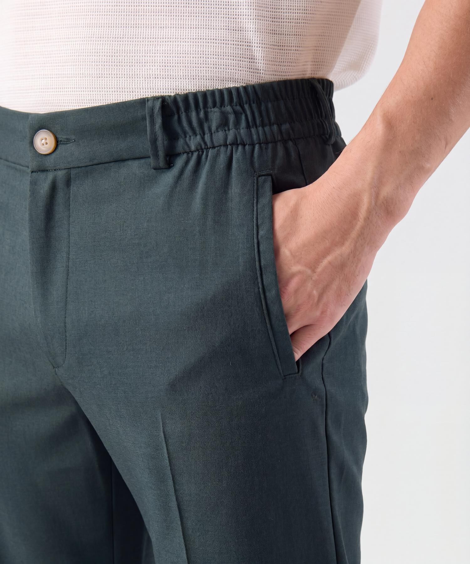 Pantal&oacute;n Casual El&aacute;stico Posterior Hombre