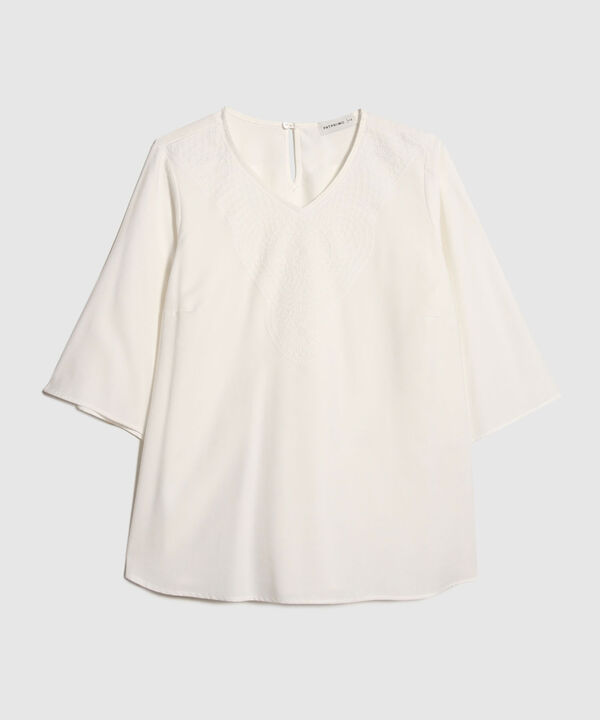 Blusa con Bordado