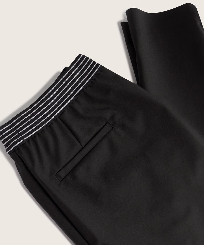 Pantal&oacute;n Unicolor Con El&aacute;stico
