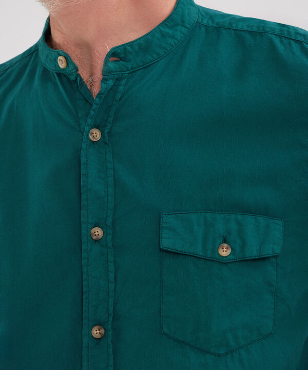 Camisa Unicolor Silueta Regular Fit image number null