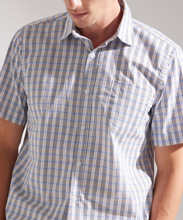 Camisa Manga Corta Preteñida, Cuello Formal